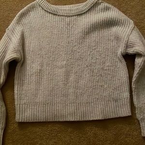 american eagle white sweater!